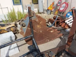 25#5562 Martellone per escavatore New Holland