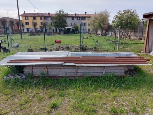 2#7642 Materiale e attrezzatura da cantiere edile