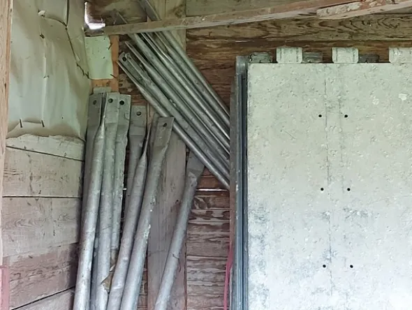 2#7642 Materiale e attrezzatura da cantiere edile