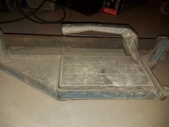 2#7642 Materiale e attrezzatura da cantiere edile