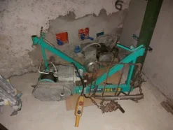 2#7642 Materiale e attrezzatura da cantiere edile