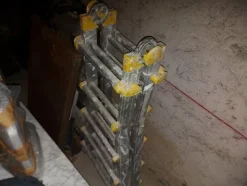 2#7642 Materiale e attrezzatura da cantiere edile
