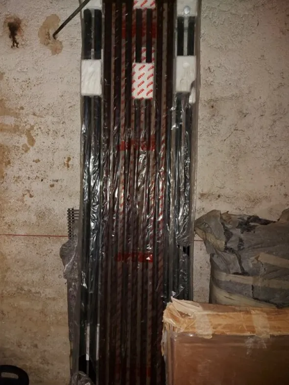 2#7642 Materiale e attrezzatura da cantiere edile