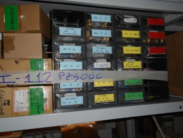 34#7585 Materiale e componentistica elettronica