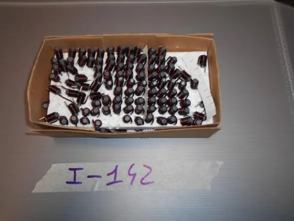 35#7585 Materiale e componentistica elettronica