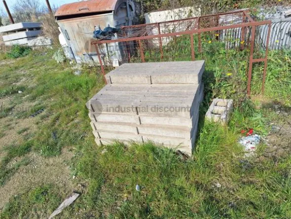 20#9933 Materiale edile