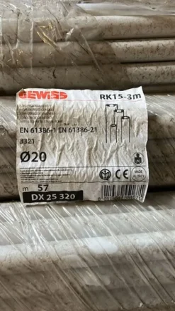 7#8355 Materiale elettrico