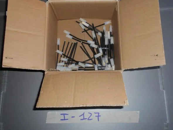 2#7585 Materiale elettrico