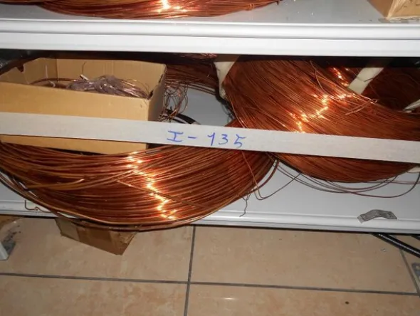 2#7585 Materiale elettrico