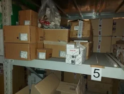 3#7287 Materiale elettrico e accessori per illuminazione