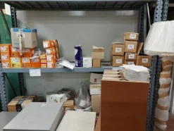 3#7287 Materiale elettrico e accessori per illuminazione