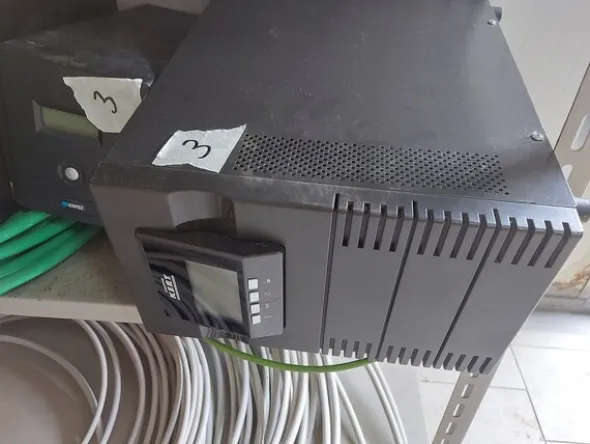 4#8021 Materiale elettrico ed informatico