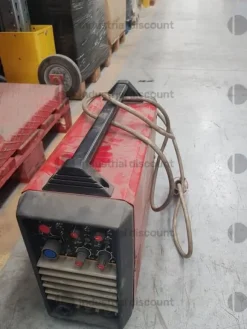 3#9182 Materiale elettrico vario