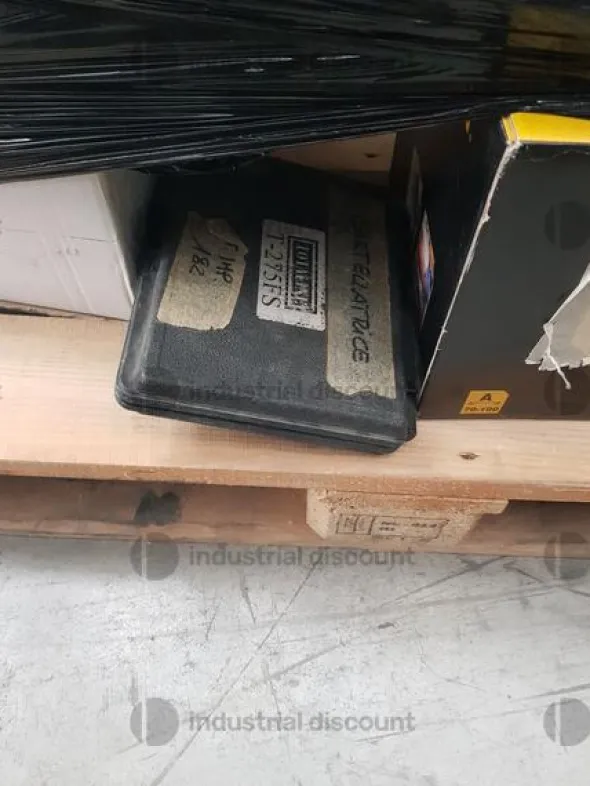 4#9182 Materiale per edilizia e varie