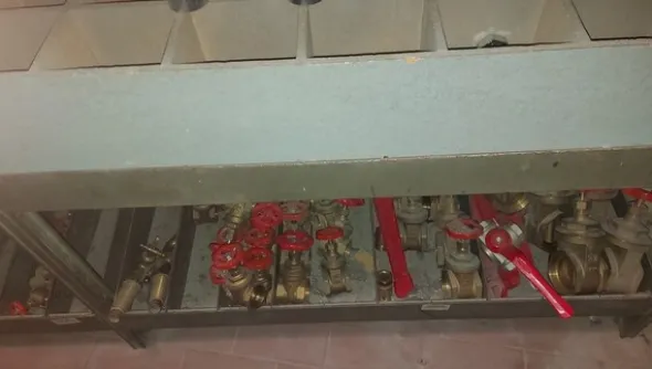 1#6812 Materiale per ferramenta