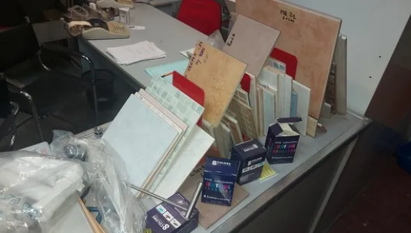 1#6812 Materiale per ferramenta