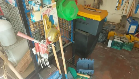 1#6812 Materiale per ferramenta