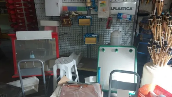 1#6812 Materiale per ferramenta