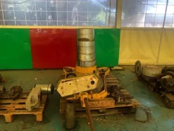 1#4728 Materiali e attrezzature per assemblaggi meccanici