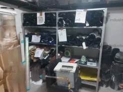 100#8613 Materie prime e prodotto finito