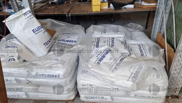 159#9909 Materie prime per stampaggio plastica