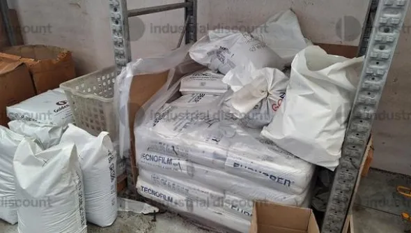 159#9909 Materie prime per stampaggio plastica