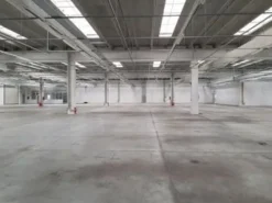 800m² di CAPANNONE PER USO DEPOSITO