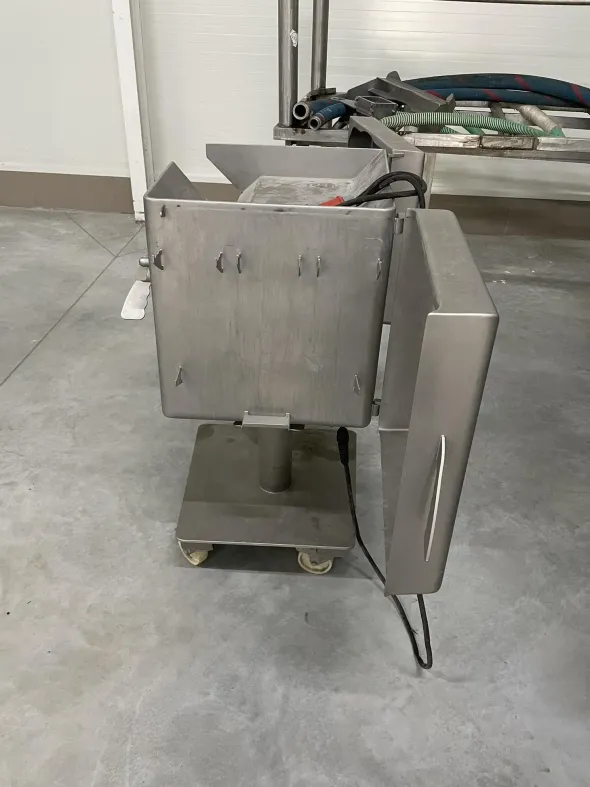 Meat Cutter