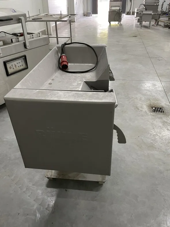 Meat Cutter