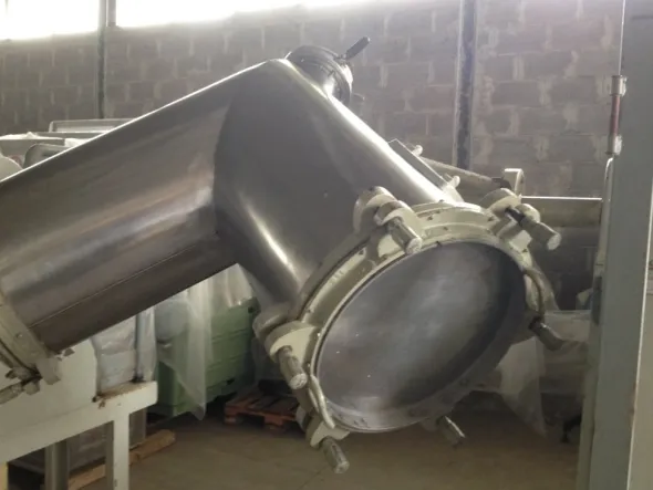 MESCOLATORE A “V” 250 LT (COD. MF-PR-MES-18)