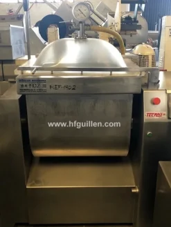 MESCOLATORE IMPASTATRICE PER CARNE SOTTOVUOTO TECMAQ