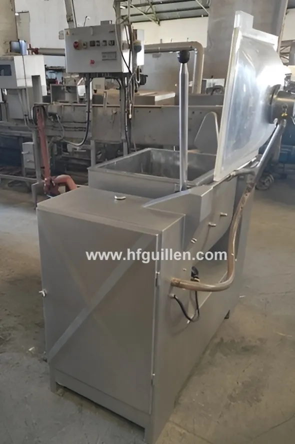 MESCOLATORE IMPASTATRICE PER CARNE SOTTOVUOTO CATO
