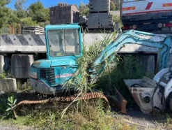 1#8293 Mezzi e attrezzatura da cantiere edile