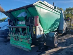 62#7528 Mini compattatore vasca Iveco