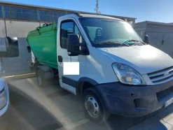 5#7528 Mini compattatore vasca Iveco