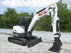 Miniescavatore Bobcat E55Z