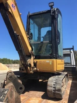 44#5562 Miniescavatore cingolato Caterpillar