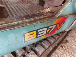 2#5693 Mini escavatore cingolato Yanmar