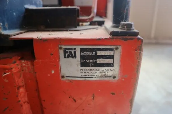 38#7172 Miniescavatore Fai 212