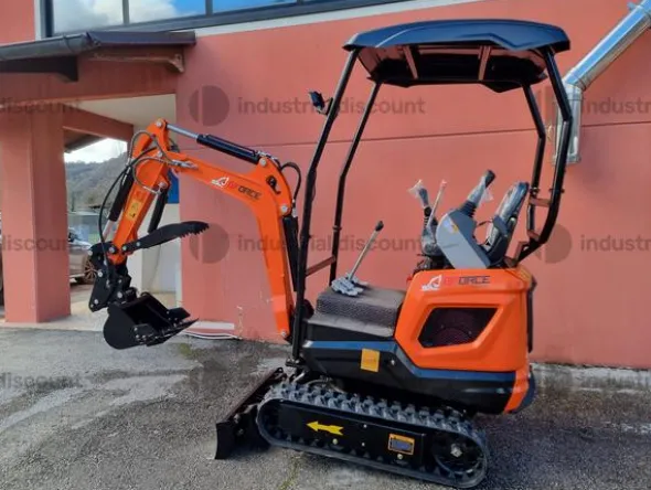 2#10028 Mini escavatore Gforce motore Kubota