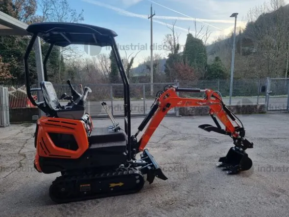 2#10028 Mini escavatore Gforce motore Kubota