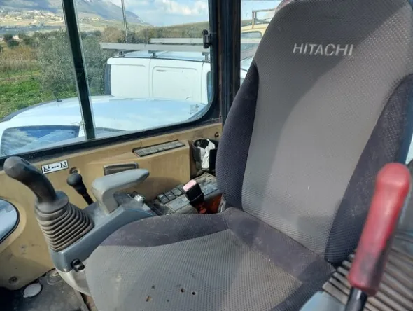 19#6799 Miniescavatore Hitachi