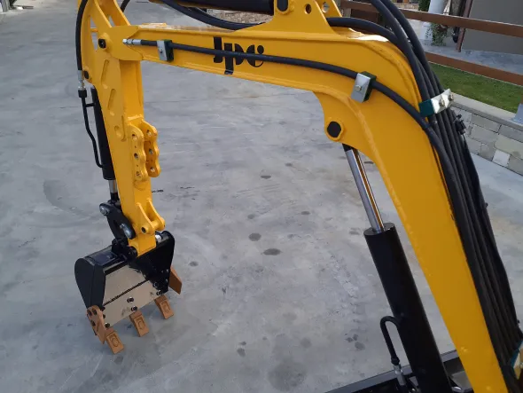 Mini escavatore JPC HT12