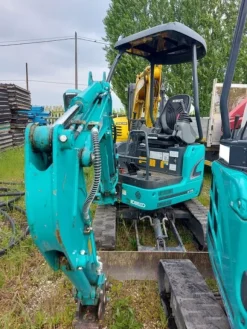 56#7778 Miniescavatore Kobelco SK17SR-3E