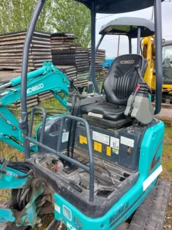 55#7778 Miniescavatore Kobelco SK17SR-3E