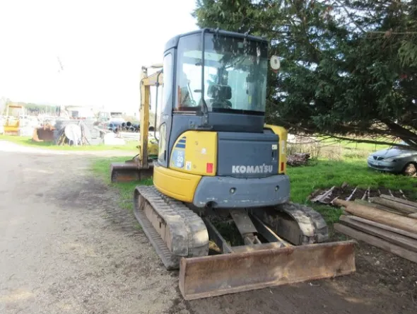 10#6166 Miniescavatore Komatsu