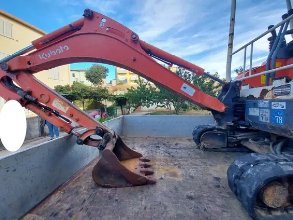 2#6505 Mini Escavatore Kubota
