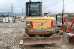 18#4313 Miniescavatore Volvo
