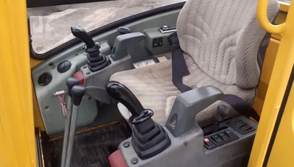 MINI ESCAVATORE VOLVO EC15B XTV + RIMORCHIO