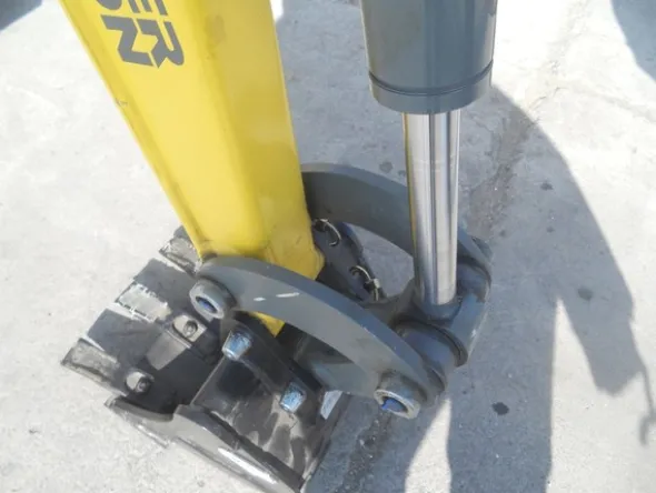 2#5024 Mini escavatore Wacker Neuson 803